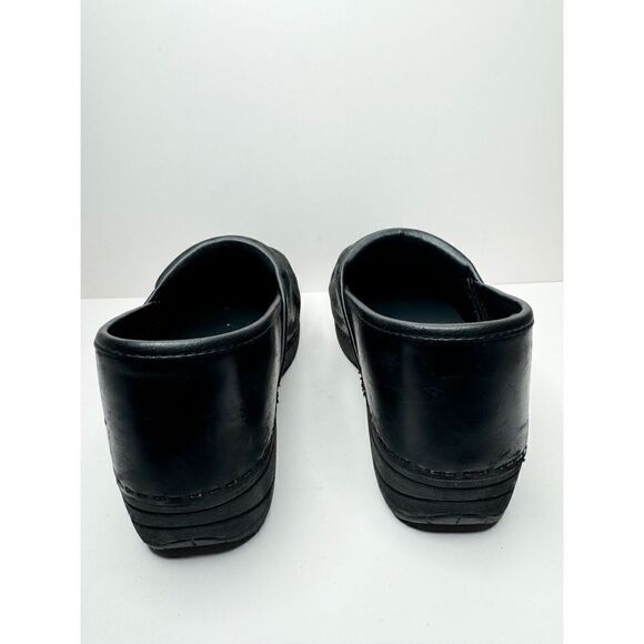 Dansko Clogs Size 8US Matte Black Leather Comfort Slip On Professional Shoes - Picture 6 of 12